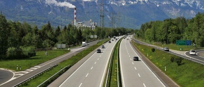 A22 Brennero: ad agosto treni fermi, l’Austria sospende il divieto ‘settoriale’ per i tir